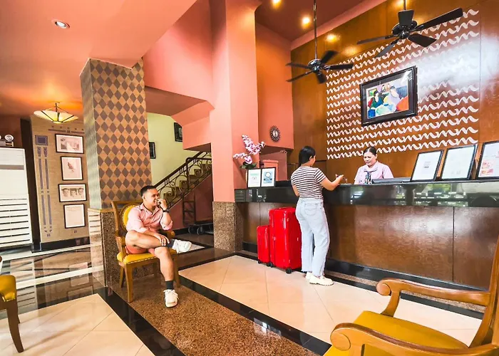 Miramar Hotel 3*
