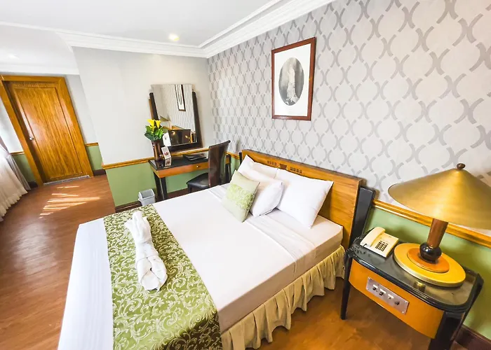 Miramar Hotel 3*